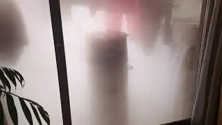 Bombona de oxigeno revienta en balcon