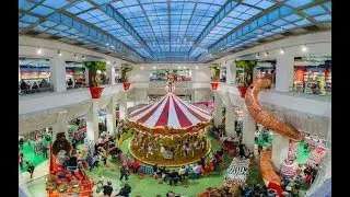 LARGEST TOY SHOP IN THE WORLD | LONDON VLOG