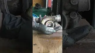 throw sand into a turbine - what happens #shorts