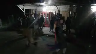 son del payaso con una dama