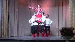 Я на печке молотила