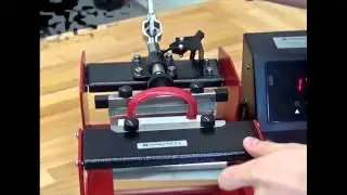 Potisk keramických hrnků technologií PixMaster. / www.polyprint.cz