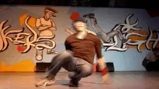 Siamskie Belki crew (Minsc) on breakdance festival OPEN4 (2004) in Moscow (Russia)