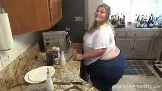 ssbbw jenni cooking