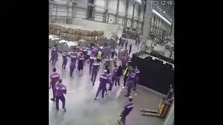 Это не зеки в фантастическом фильме и не игра в кальмара