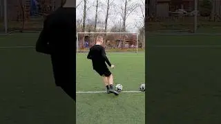 Crossbar challenge vs. Jully #shorts #fotbal #football #footballshorts