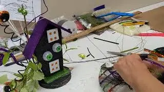 Haunted House Sitter Kit with Lorie