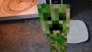 MONSTRUO CREEPER EN MICROONDAS