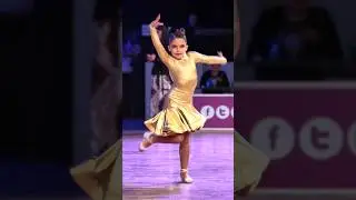 Golden dress on a Chacha 💛✨💃🏻Susy
