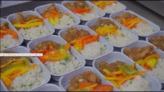 Как готовят бортовое питание?