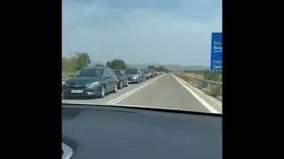 Голямото чакане пред светофара в Комотини