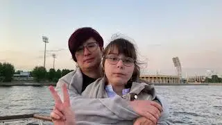 Поездка в Питер. Петергоф. Прогулка по Неве. Выставка картин. Исаакиевский. Музей кукол.