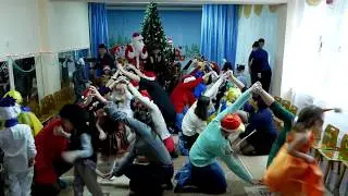 Рухлива гра Пастка для Пацючка (батьки та діти)