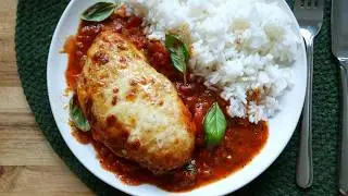 Mozzarella Hähnchen mit Tomatensauce | Rezept | Schnell | Einfach | Lecker | Low Carb | Fast Food