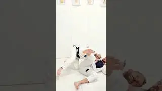 Little adjustment to become instantly heavier in the leg drag! #bjj #jiujitsu