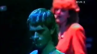 Mike Oldfield (feat. Maggie Reilly) - Foreign Affair (Viareggio 1984)