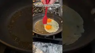 My top tips for fried eggs with runny yolks and solid whites. How I do it. #food #tips a