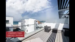 Coastal Townhouse With Sea Views