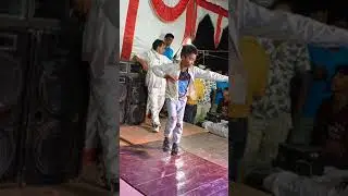सगरी नंबरिया कमरिया में खोस देब सॉन्ग👍👎👍 डांसर  दीपक बिन्द  गाव राजापुर💯💯