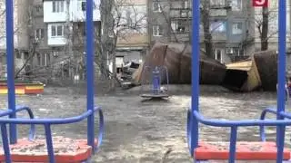 В центре Донецка звучат мощные взрывы
