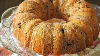 Mamaw Allie's Easy Applesauce Cake Recipe