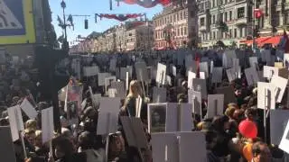 Бессмертный полк в Питере 9 мая 2015