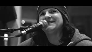 Indigo Girls - K.C. Girl (Behind The Scenes)
