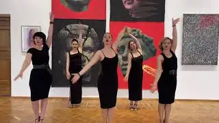 @YuliaPench | MeMaria - Mi Querido | Latin lady style