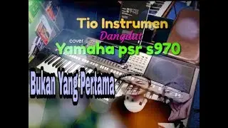 Bukan yang pertama Dangdut karaoke