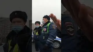 Володя , ты му@@к?  - да, нет. С@@а, я дебил! у белого дома 