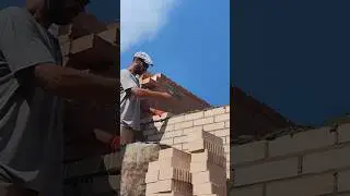 кладка кирпича и смотря какой.