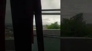 anak bunda ank bunda asik nongkrong di jendela 🤣🤣