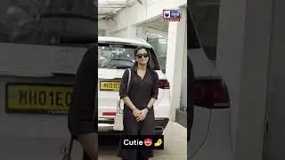 Rashmika Mandana spotted in all black! #shorts #shortsvideo #ytshortsindia #celebsspotted #celebrity