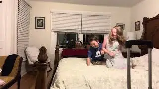Me and my sister @Cutelizbeth123 “fighting” last night 🤣🤺🥊