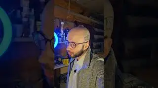 Режем канадский кедр и говорим о насущном.