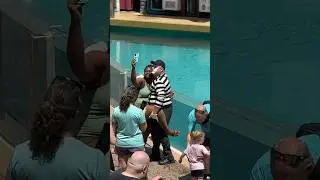 Wow 🤩 Funny ending  😂🥳 Tom mime SeaWorld #seaworldmime #comedy #fun #funny #seaworld #funnyvideo