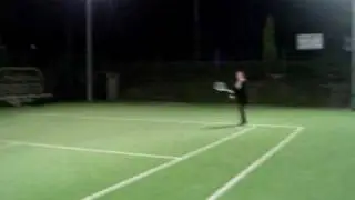 How not to play tennis!!