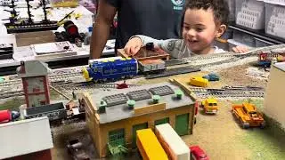 Much confusion and delay - Running Chuggington and Thomas HO Scale Model Trains