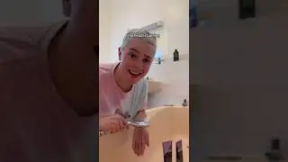 Bleach my hair with me #shorts #hair #masc  #lesbian