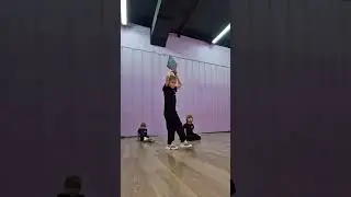 Процесс начала постановки спектакля для младших детей самый непонятный период сезона,но мы справимся
