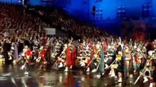 Basel Tattoo 2009 - Massed Pipes and Drums2