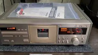 Кассетная дека Teac V 7000