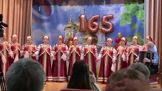 «Ой, заря ты, зорюшка» и «В саду роза белорозовая»