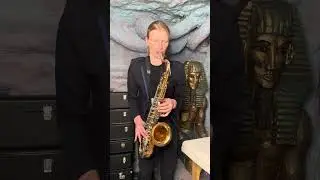 Saxophone tenor 22