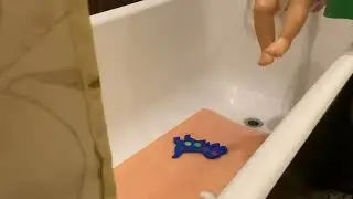 Купаю реборн Евы||Купание куклы реборн||🧴🛁||