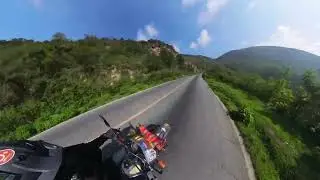 cumbres de Acultzingo 360 ° - cambio de carril - motocicleta Suzuki DR 650