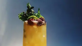 Gigantic Bar Presents: The Sherry Cobbler