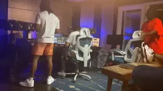 COOKING UP #1 HITS IN THE STUDIO!!!!