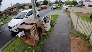 Street Scrapping on a rainy day