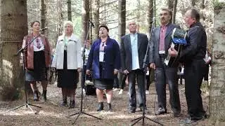 Нас весна не там зустріла   Хай живе Степан Бандера   ансамбль с Камінь Вербівка 13 10 2019